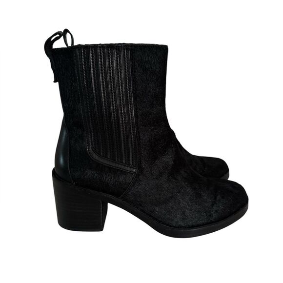 UGG Camden Exotic Chelsea Boots EUC - Picture 2 of 7